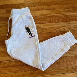 LOLE Women’s grey jogger sz XS , NWT